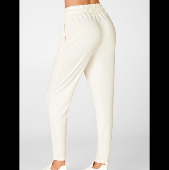 NWT Fabletics Blaine Jogger II Pants 2 Tusk Modal Soft Lightweight - size XXL - Picture 3 of 6
